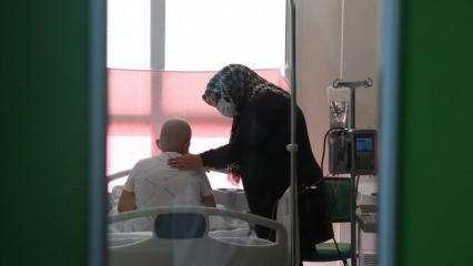 L&ouml;semi hastası oğluyla hastane odasında 9 aylık yaşam n&ouml;beti
