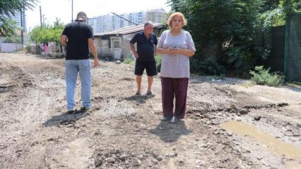 Mahalleliden bozuk yol tepkisi!