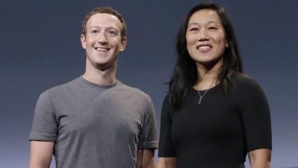 Mark Zuckerberg İrlanda'da şato satın aldı