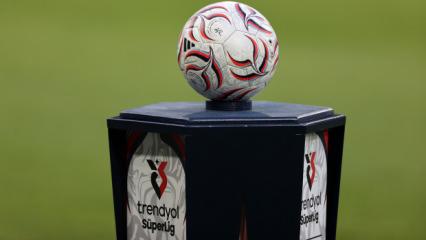 S&uuml;per Lig'de iki ma&ccedil; birden! İlk 11'ler