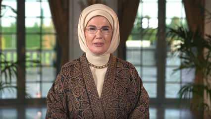 Emine Erdoğan&rsquo;dan Şule Y&uuml;ksel Şenler mesajı: "Rahmet ve &ouml;zlemle y&acirc;d ediyorum"