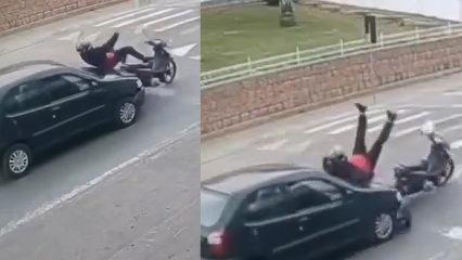 Brezilya'da yayaya yol veren motosikletliye otomobil &ccedil;arptı