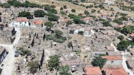 Bir zamanların g&ouml;zdesiydi! G&ouml;k&ccedil;eada&rsquo;nın 250 yıllık hayalet k&ouml;y&uuml;
