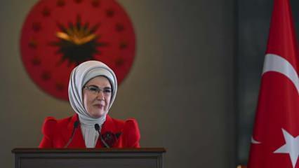 Emine Erdoğan&rsquo;dan 30 Ağustos mesajı: Aziz şehitlerimizi rahmetle anıyorum