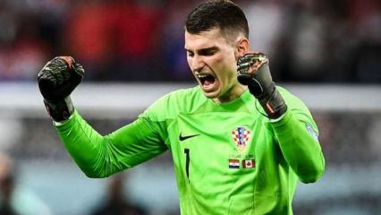 Fenerbah&ccedil;e'den Barcelona'ya transfer! İmza atmak i&ccedil;in İspanya'da