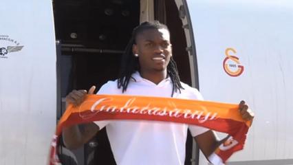 Galatasaray Rafael Leao'yu a&ccedil;ıkladı! İstanbul'a geldi