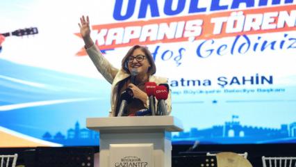 Gaziantep B&uuml;y&uuml;kşehir, yaz okulları kapanış programı d&uuml;zenledi