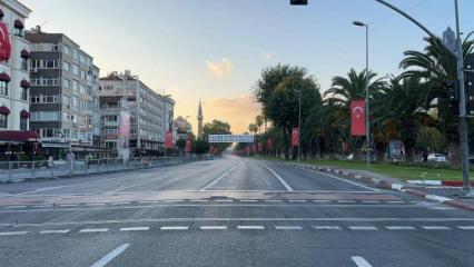 İstanbul'da Zafer Bayramı kutlamaları nedeniyle bazı yollar trafiğe kapatıldı
