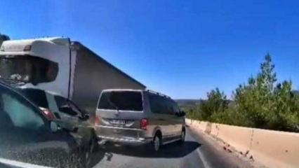 Milas'taki 5 ara&ccedil;lı kaza kameraya yansıdı