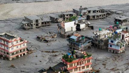 Nepal'deki sel felaketine bilan&ccedil;o ağırlaşıyor