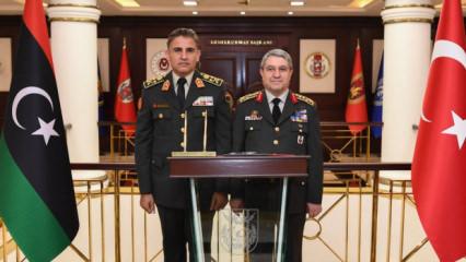 Orgeneral Bayraktaroğlu, Libyalı mevkidaşıyla bir araya geldi