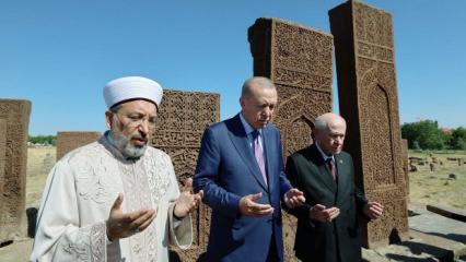 &ldquo;T&uuml;rkiye sevgisi imandandır&rdquo;