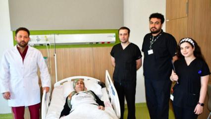 Y&uuml;r&uuml;yemez hale gelmişti: Karnından tam 20 kilogramlık kitle &ccedil;ıkarıldı