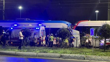 Zeytinburnu'nda iki tramvay &ccedil;arpıştı! Yaralılar var