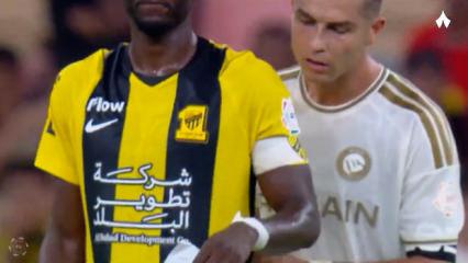 Ronaldo kopya &ccedil;ekerken kameralara yakalandı o anlar viral oldu
