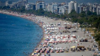 Antalya&rsquo;da turizm patlaması! 2 bin 709 tesis, 600 bin yatak!