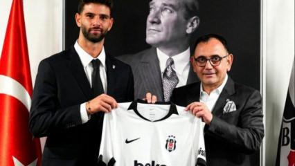 Beşiktaş yeni transferini duyurdu! 4 yıllık imza attı