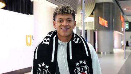 Beşiktaş'ta ayrılık a&ccedil;ıklandı! Macar ekibine imza attı