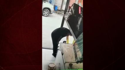 Gaz sızıntısını &ccedil;akmakla kontrol etmek istedi: &Ccedil;in'deki feci patlama kamerada