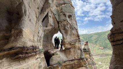 Kayaların i&ccedil;ine saklanmış Orta &Ccedil;ağ mirası: &Ccedil;ukurayva Manastırı