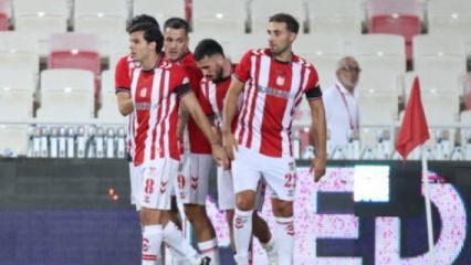 Sivasspor ge&ccedil;miş g&uuml;nlerine hasret! Dibi g&ouml;rd&uuml;ler