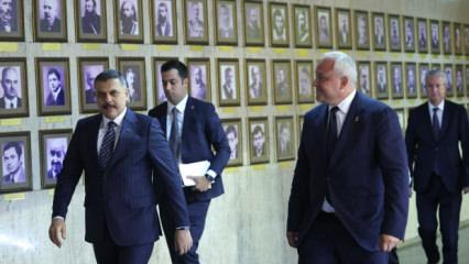 Bakan &Ccedil;ift&ccedil;i d&uuml;ğmeye bastı: Yeni nesil su&ccedil; &ouml;rg&uuml;tlerine sınır &ouml;tesi abluka!