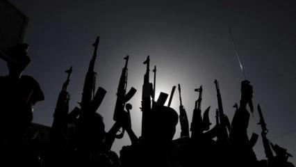 Yemen ordusu, Husileri vurdu