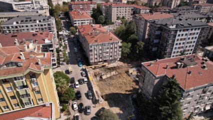 Bah&ccedil;elievler'de 5 katlı binanın istinat duvarı &ccedil;&ouml;kt&uuml;