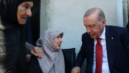  Cumhurbaşkanı Erdoğan Rize'de komşularını ziyaret etti