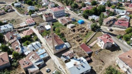 Eski kilise 42 yıldır cami olarak hizmet veriyor!