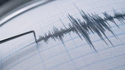 İyon Denizi'nde 4,8 b&uuml;y&uuml;kl&uuml;ğ&uuml;nde deprem