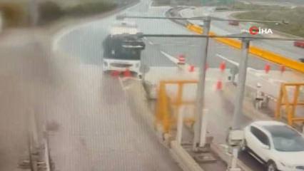 Kuzey Marmara Otoyolu'ndaki kaza anı kamerada