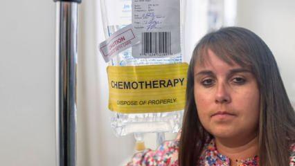 11 yıl kemoterapi g&ouml;rd&uuml;, hayatı kabusa d&ouml;nd&uuml;! Ger&ccedil;ek doktoru emekli olunca anlaşıldı