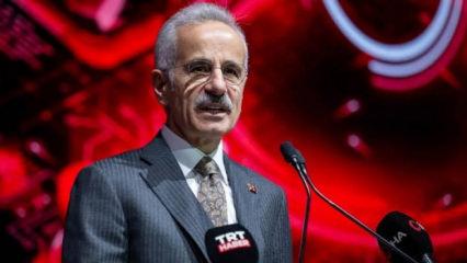 Bakan Uraloğlu canlı yayında a&ccedil;ıkladı: Trabzon ve İstanbul&rsquo;a m&uuml;jdeli haber!