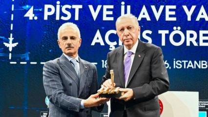 Bakan Uraloğlu: İstanbul Havalimanı k&uuml;resel havacılığın zirvesinde