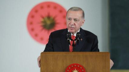 Cumhurbaşkanı Erdoğan'dan Gaziler G&uuml;n&uuml; mesajı: T&uuml;m gazilerimizin g&uuml;n&uuml;n&uuml; tebrik ediyorum