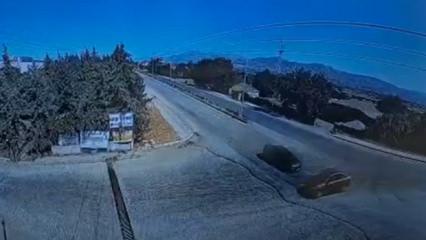 Elazığ'da 2 kişinin &ouml;ld&uuml;ğ&uuml; feci kaza kamerada