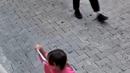 Giresun'da 7 yaşındaki Nehir'in bayrak sevgisi kamerada