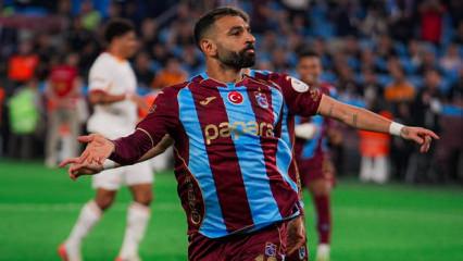 6 ma&ccedil;ta S&uuml;per Lig&rsquo;e damga vurdu! G.Saray ma&ccedil;ında hat-trick...
