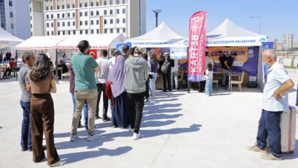 Kayseri B&uuml;y&uuml;kşehir'den &uuml;niversite &ouml;ğrencilerine sıcak karşılama