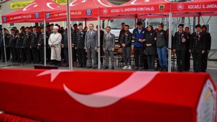 Kocaeli'de kahreden haber! Kalp krizi ge&ccedil;iren astsubay hayatını kaybetti