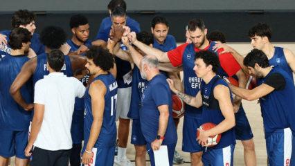 Anadolu Efes Avrupa'da 914. ma&ccedil;ına &ccedil;ıkıyor!
