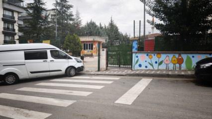 &Ccedil;ocuğunu okuldan alırken boşanma aşamasındaki eşi tarafından bı&ccedil;aklanarak &ouml;ld&uuml;r&uuml;ld&uuml;