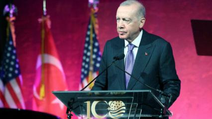 Başkan Erdoğan k&uuml;rs&uuml;den seslendi: Seni de bekliyoruz