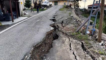Rize'de kabusa uyandılar! İkiye ayrılan yol 60 santimetre &ccedil;&ouml;kt&uuml;