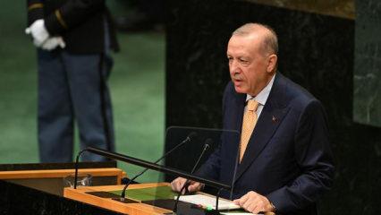 K&uuml;resel Tiyatro'da Gazze'yi konuşmak
