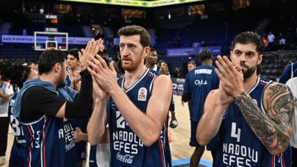 Pota derbisinde kazanan Anadolu Efes