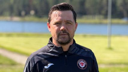 S&uuml;per Lig ekibi teknik direkt&ouml;r&uuml;yle yollarını ayırdı