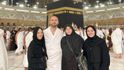 Umre i&ccedil;in gittiler, 8 aydır T&uuml;rkiye&rsquo;ye d&ouml;nemiyorlar! Kabe&rsquo;deki olay hayatlarını değiştirdi