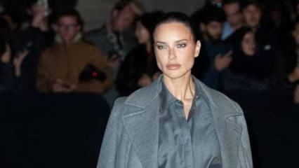 Yaşından &ccedil;ok daha gen&ccedil; g&ouml;r&uuml;nmesi olay oldu! 45 yaşındaki Adriana Lima'nın son hali şaşırttı!